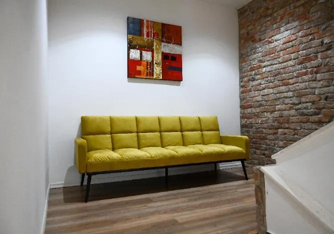 Apollonia Hotel فيير